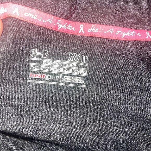 Under Armour Heathered Grey Lightweight Hoodie - Breast Cancer Awareness - Picture 3 of 5